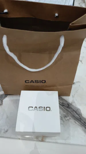 ساعه كاسيو الون اسودرجاليه لم تلبس غير مره واحده تقدر تخليها اي مقاس مو شرط المقاس الموجودتقدر تصغره