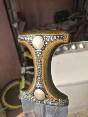 صيفاني وقبعه ومنظر ومضمونه من إي عيب وبشور وقول