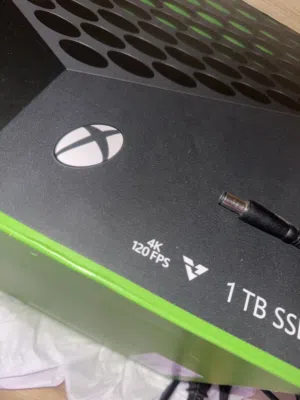 Xbox sires xالجهاز جديد فقط مفتوح كارتون  كامل ملحقات مع جوستك الأصلي 2