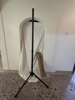 استاند لل سبيكر