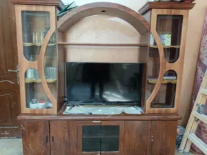 بوفيه الون بني