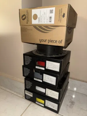 فلامينت اصلي متوفر العديد من الالوان الكيلو ب15 دينار