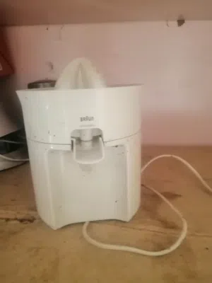 عصارة براون للبيع