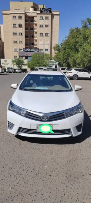 Toyota Corolla 2015