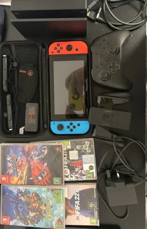 ( NEGOCABLE PRICE ) Good quality Nintendo Switch (with a lot of accessories and 4 games )