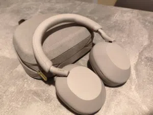 Sony WH-1000XM5