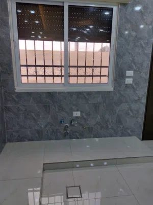 530 m2 More than 6 bedrooms Townhouse for Sale in Amman Airport Road - Manaseer Gs
