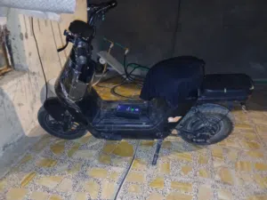 سلام عليكم دراجه شحن حجم 14سريعه ويا بطاريا  تجي تفحص وا تاخذها سعر فقط150