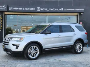 2018 Ford Explorer XLT plus v6
