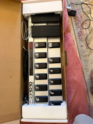Behringer FCB1010 Midi Foot Controller