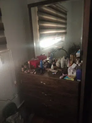 اثاث مستعمل بحاله جيده للبيع بشكل مستعجل