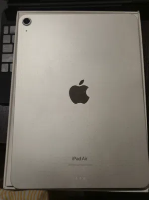 Apple iPad Air 5 64 GB in Amman
