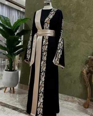 عبايات خليجيه بتتطريز مميز جدا