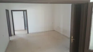 200 m2 3 Bedrooms Apartments for Rent in Zarqa Shomer
