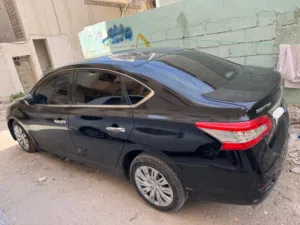 Nissan Sentra 2013 Black color
