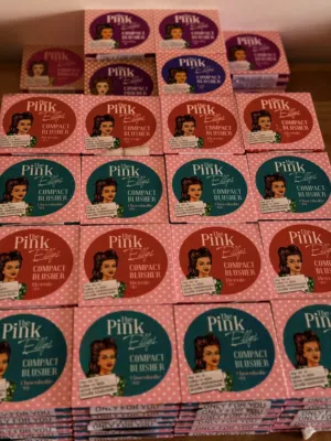 pink بلشر و كونسيلر و فاونديشن بسعر حرق