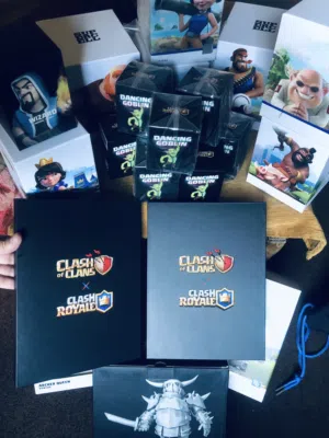 مجسمات العاب سوبر سيل و كلاش اف كلانس نادره و اصلية من الشركة نفسها