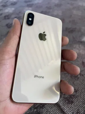 Apple iPhone XS 64 GB in Tripoli