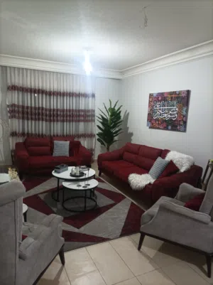 طقم كنب مستعمل لغرفه المعيشه
