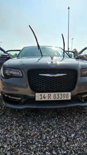 Used Chrysler 300 in Basra