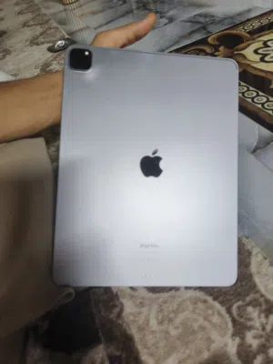 ايباد معالج m2 للبيع
