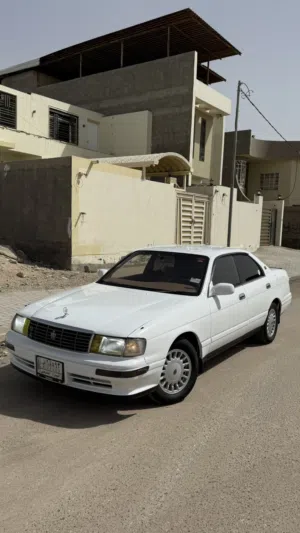 كراون بطه 2000 للبيع