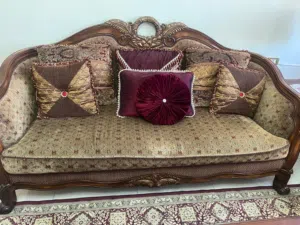 كنب خشب لااتي وملحقاتو