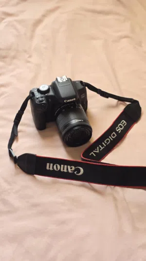 كانون 750D بحالة ممتازة