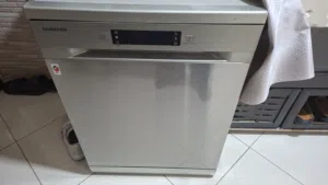Samsung 14 Place Setting Dishwasher With Digital Display 1800 W Dw60M5070Fs Silver