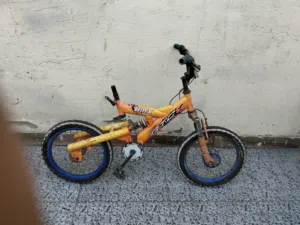 2عجله مقاس 16 السعر 1600 للعجلتين