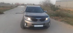 كيا سرينتوا 2015 محرك 24GDi محرك بحاله ممتازه كمبيوا بحاله ممتازه  صاله ممتازه  مكيف ثلاجه