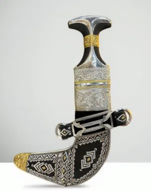 195 ريال عماني فقط تخفيض  لتواصل  وتساب  خنجر فضة ساحلية بقرن زراف هندي