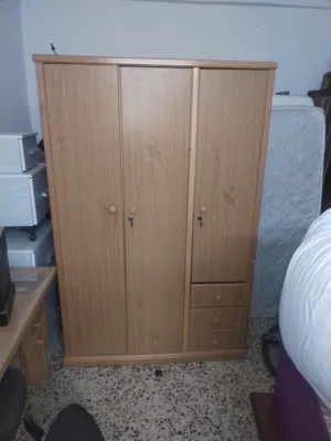 خزانه ومكتب