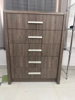 5 draw dresser must pick up