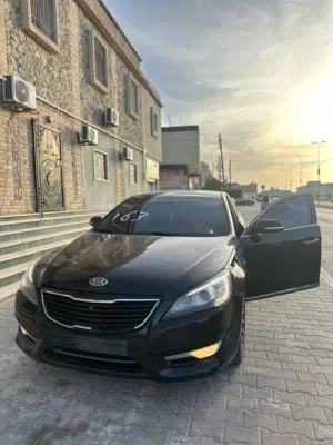 New Kia Cadenza in Riqdalin