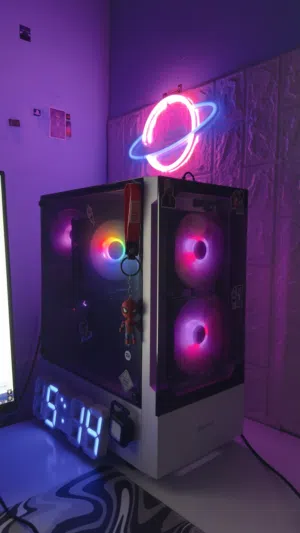 كمبيوتر pc العاب وكلشي يفيد بل جيس اقره الوصف كل تفاصيل مهم جداا
