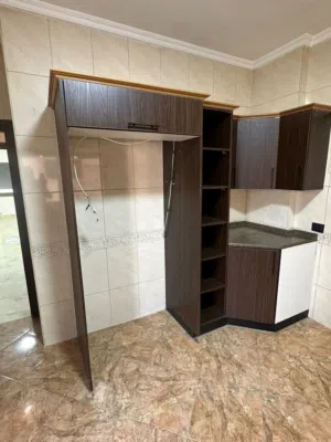 طريق المطار شقه فارغه للايجار ـ مميزه جدا اطلالات
