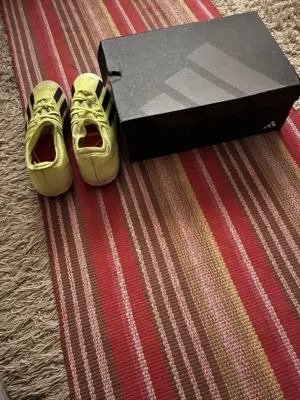 adidas xcrazyfast carboon footprint (messi&salah 2024 shoes)  original (في مجال بلسعراتصل على الرقم)