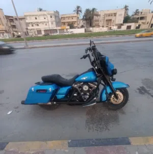 هارلي ديفدسون إلكتر قلايد موديل 2005 قوة المحرك 1450cc موطو استراد رسالة مفتوحه