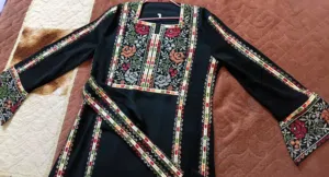 ثوب تطريز للبيع