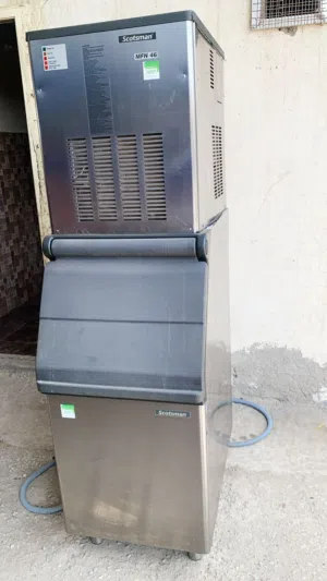 ICE MAKER -اآلة SCOTSMAN المتميزة تصنع الثلج المبشور