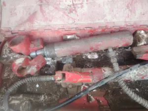 بريسة بودي مستعمله للبيع 10 طن صناعة صيني جيده جدا