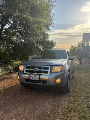 فورد اسكايب اسكيب هايبرد 4x4 فل اتوماتيك فل مسكر أعلى صنف ليمتد فحص كامل للبيع بسعر مغري