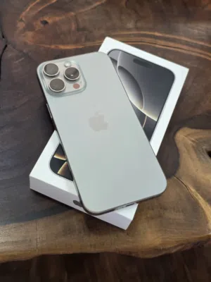 Apple iPhone 16 Pro Max 256 GB in Muscat