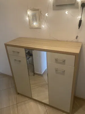 Shoe cabinet with mirror