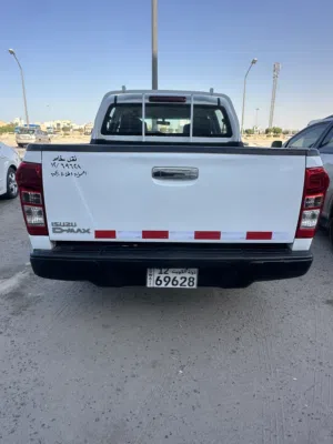 Sal Isuzu 2013 pickup