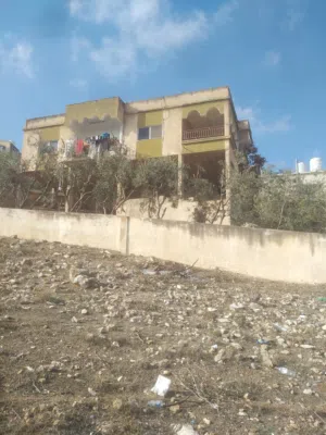 240 m2 4 Bedrooms Townhouse for Sale in Irbid Al Husn