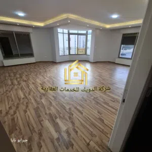 شقة طابقية - دير غبار - 4نوم 2ماستر - 250م