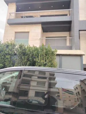 في عبدون الشمالي شقة استثمارية سكنية مفروشة طابق أول 100م بسعر مغري/ ref 1190