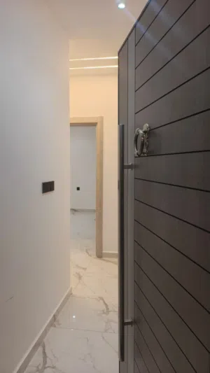 180 m2 2 Bedrooms Apartments for Sale in Benghazi Al-Sayeda A'esha